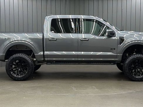 Used 2025 Ford F150 Lariat image 6