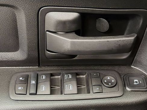 Used 2024 RAM 2500 Tradesman AWD/4WD image 18