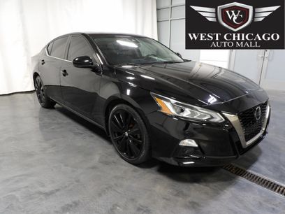 Used 2022 Nissan Altima 2.5 SR w/ Midnight Edition Package