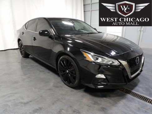 Used 2022 Nissan Altima 2.5 SR w/ Midnight Edition Package AWD/4WD image 1
