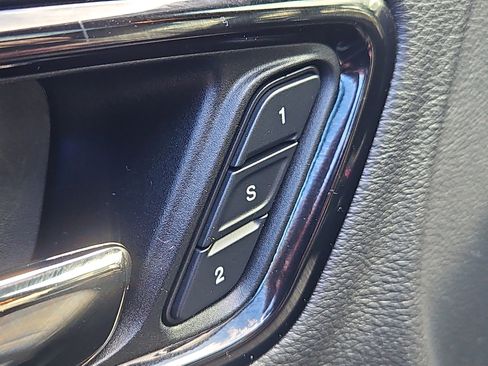 Used 2022 Dodge Durango GT image 13