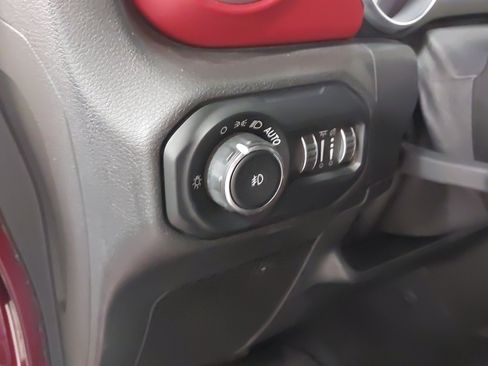 Used 2021 Jeep Wrangler Unlimited Rubicon w/ Safety Group AWD/4WD image 29
