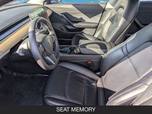 Used 2018 Tesla Model 3 Long Range image 14