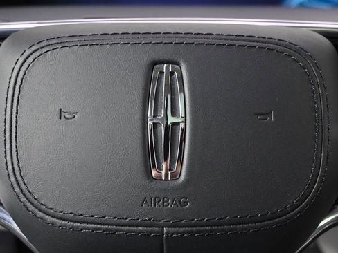 New 2026 Lincoln Nautilus Reserve image 35