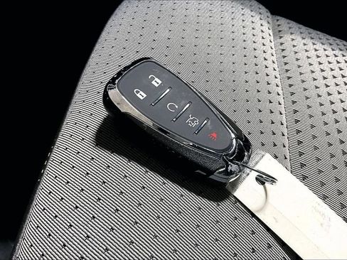 Used 2025 Chevrolet Trax LT w/ Driver Confidence Package image 12