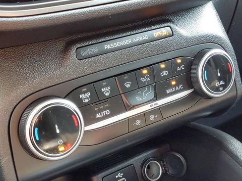Certified 2025 Ford Escape Active AWD/4WD image 21