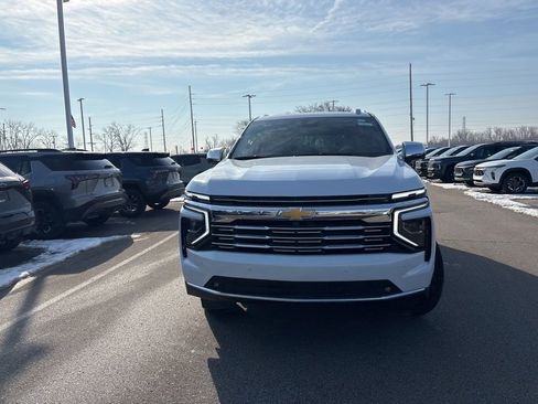 New 2026 Chevrolet Tahoe Premier w/ Sun And Tow Package AWD/4WD image 2