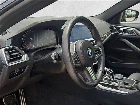 Used 2023 BMW 430i Coupe w/ M Sport Package RWD image 9