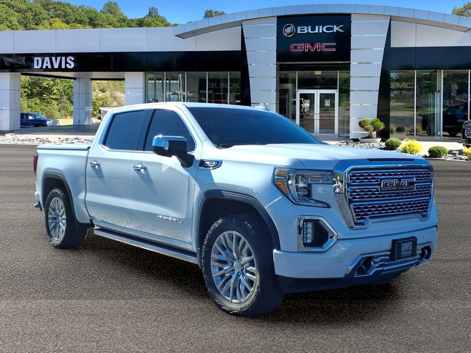Used 2019 GMC Sierra 1500 Denali w/ Denali Ultimate Package AWD/4WD image 1
