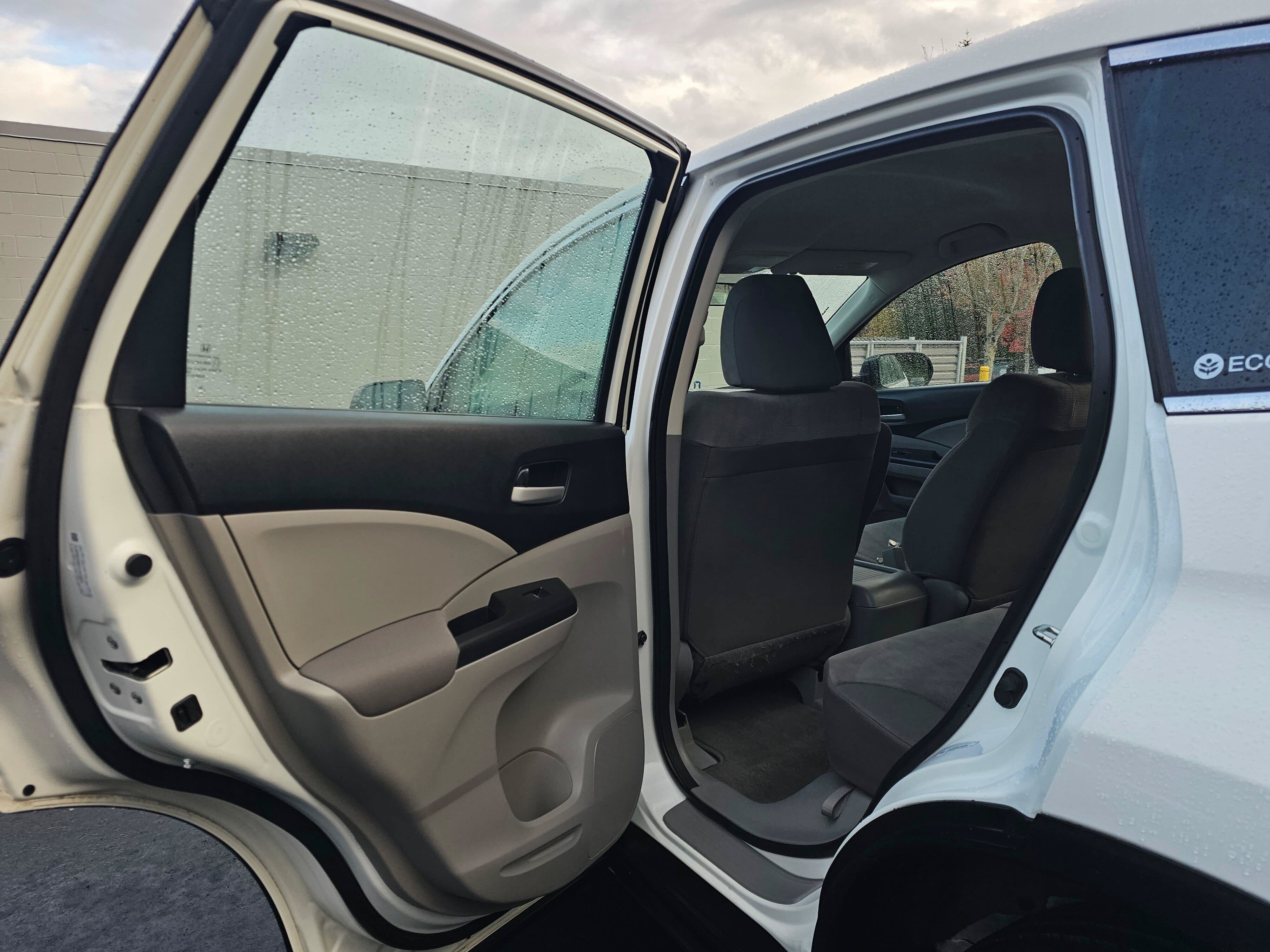Used 2012 Honda CR-V LX image 19