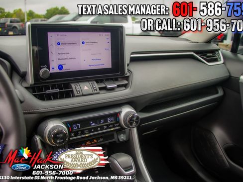 Used 2024 Toyota RAV4 XLE Premium FWD image 15