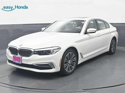 Used 2019 BMW 530i w/ Premium Package RWD image 3