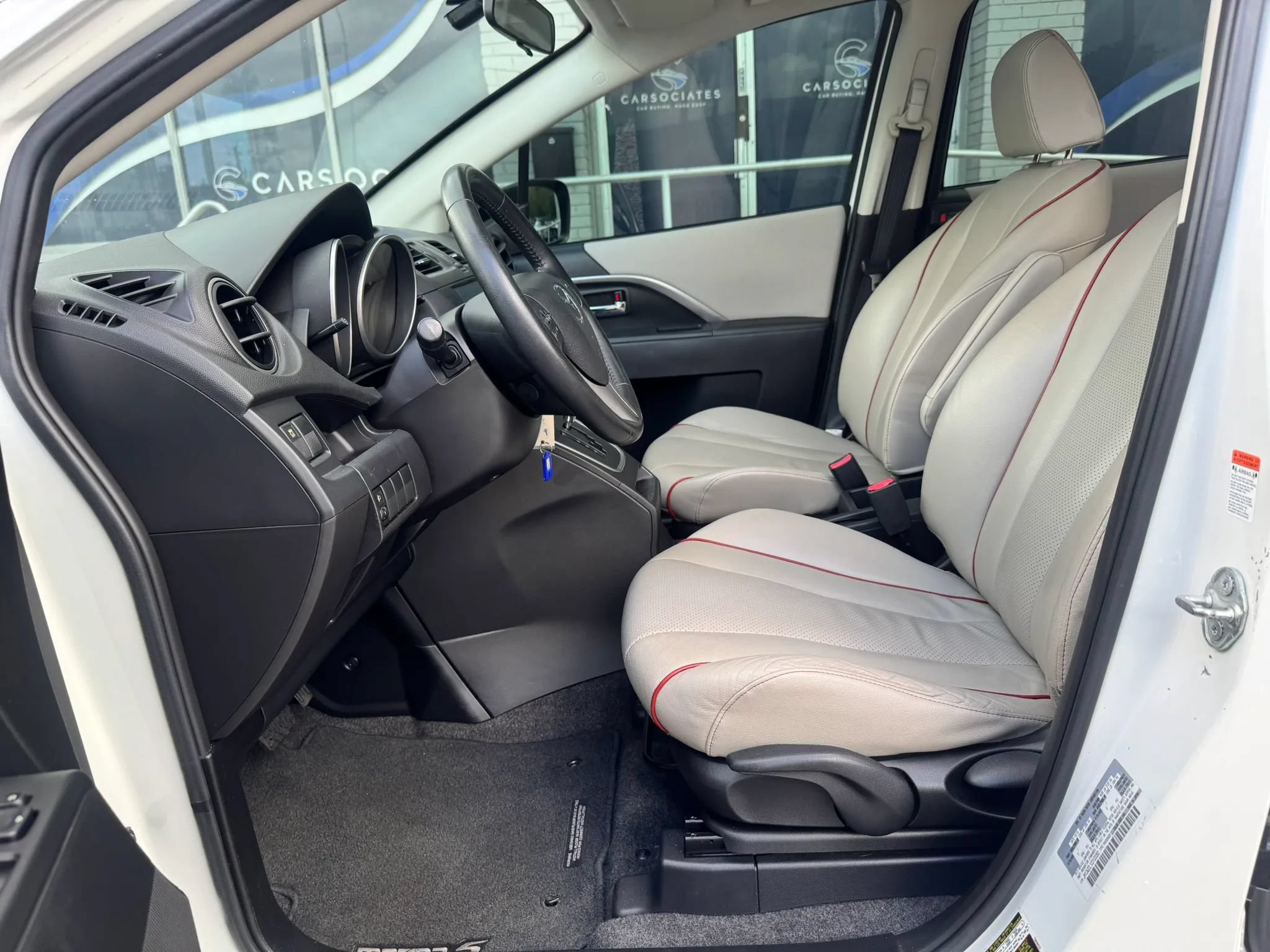 Used 2012 MAZDA MAZDA5 Grand Touring FWD image 21