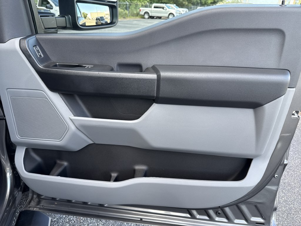 New 2026 Ford F350 XL w/ 360-Degree Camera Package RWD image 15