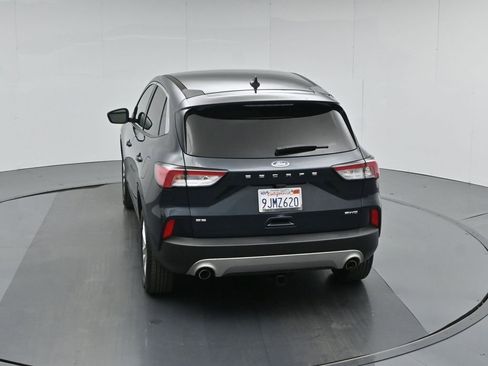 Certified 2022 Ford Escape SE w/ Cold Weather Package AWD/4WD image 39