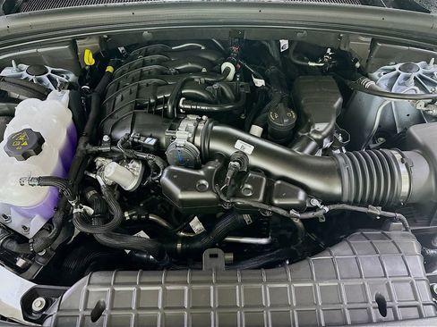 New 2025 Jeep Grand Cherokee Altitude image 18