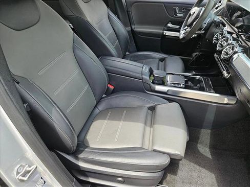 Used 2021 Mercedes-Benz GLB 35 AMG 4MATIC image 20