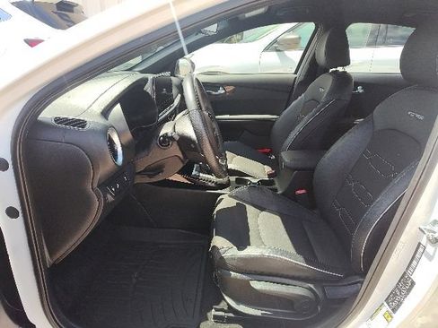 Used 2024 Kia Forte GT-Line FWD image 12