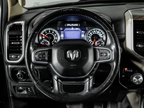 Used 2020 RAM 1500 Laramie AWD/4WD image 16