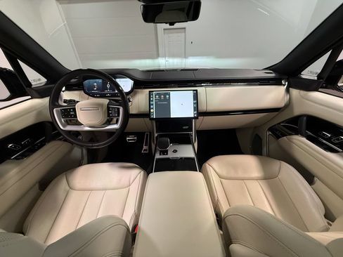 Used 2025 Land Rover Range Rover Long Wheelbase Autobiography AWD/4WD image 69