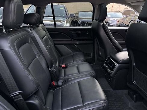 Used 2024 Lincoln Aviator Reserve w/ Elements Package Plus image 18
