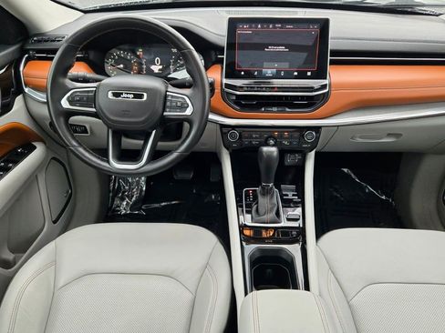 Used 2022 Jeep Compass Limited w/ Sun and Sound Group image 19