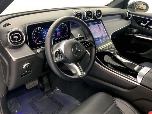 Certified 2023 Mercedes-Benz GLC 300 image 21