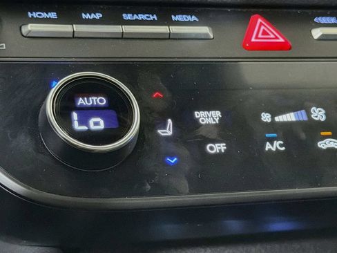 Used 2024 Hyundai Sonata Limited FWD image 24