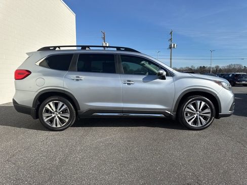 Used 2020 Subaru Ascent Limited w/ Technology Package image 8