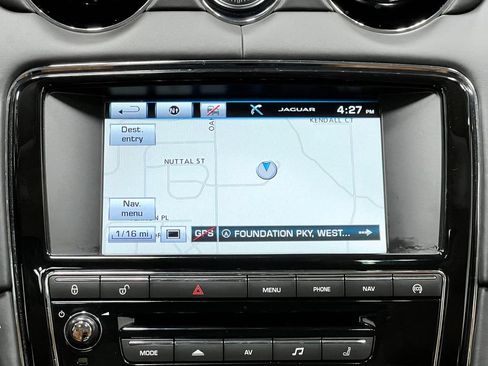 Used 2015 Jaguar XJ L Portfolio AWD/4WD image 11