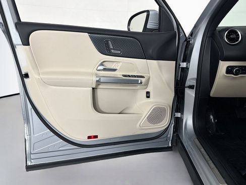 New 2026 Mercedes-Benz GLB 250 image 20