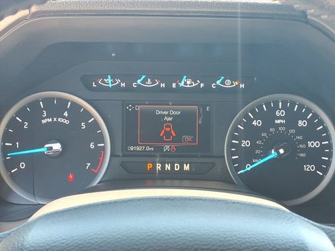 Used 2018 Ford Expedition XLT w/ Equipment Group 201A AWD/4WD image 11
