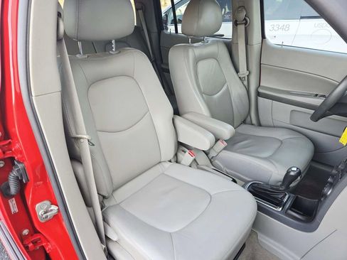 Used 2009 Chevrolet HHR LT w/ LT Preferred Equipment Group image 17