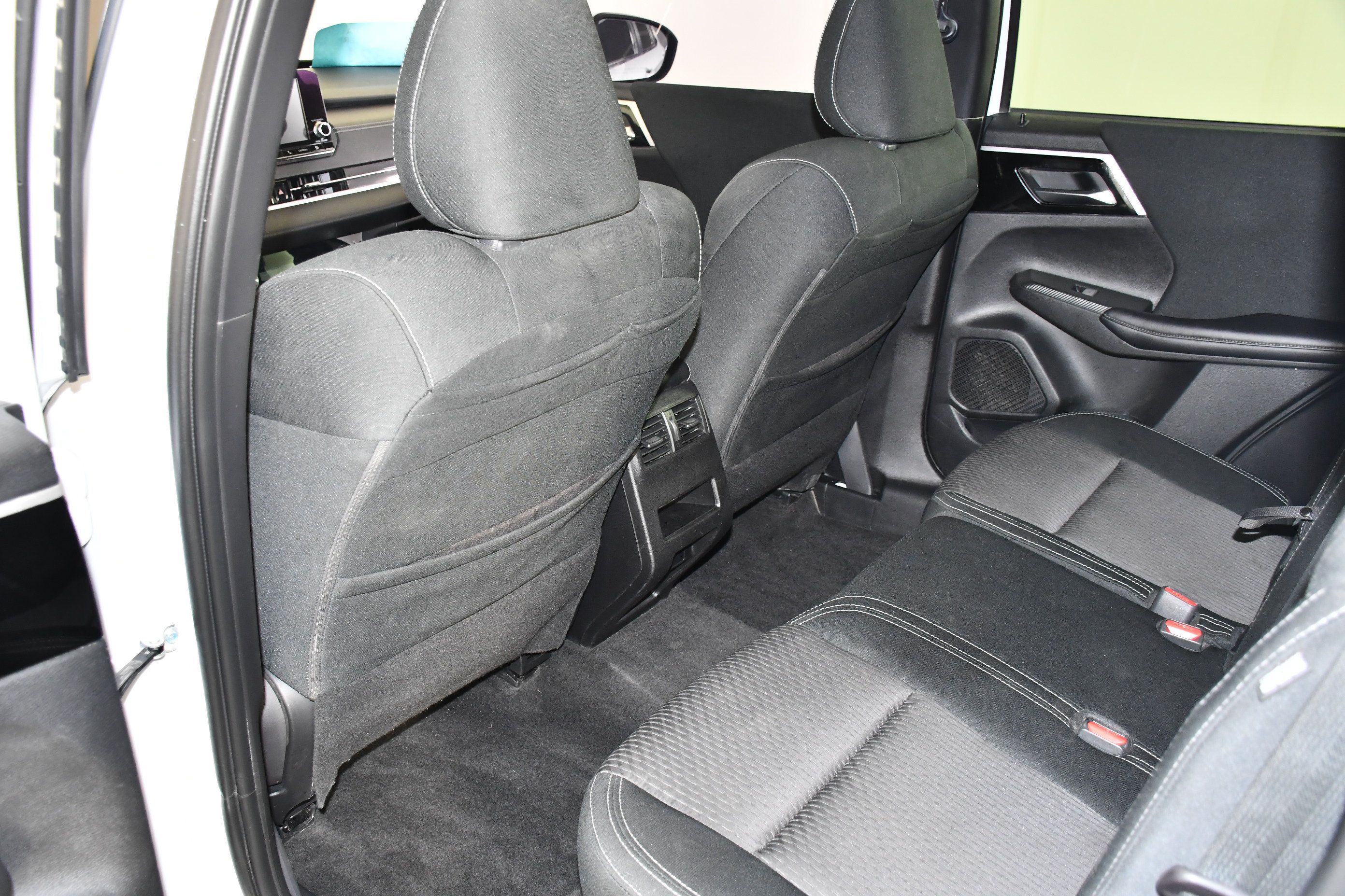 Used 2022 Mitsubishi Outlander ES AWD/4WD image 29
