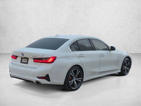 Used 2021 BMW 330e w/ Premium Package RWD image 5