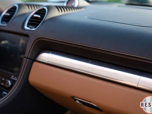 Used 2023 Porsche 718 Boxster S image 30