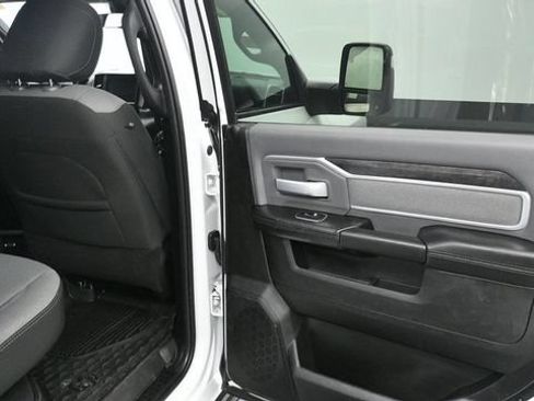 Used 2023 RAM 2500 Big Horn w/ Level 1 Equipment Group AWD/4WD image 10