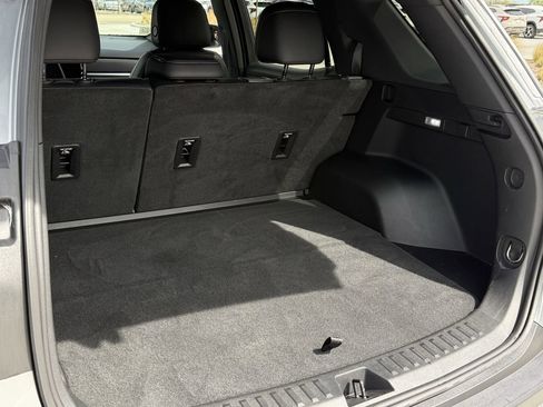 Certified 2025 GMC Terrain Elevation w/ Elevation Premium Package image 24