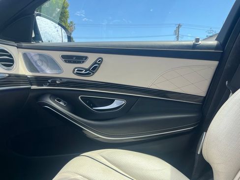 Used 2016 Mercedes-Benz S 550 4MATIC Sedan image 24