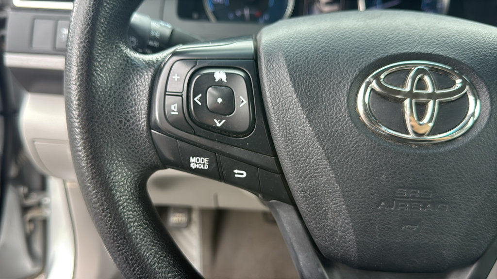 Used 2016 Toyota Camry LE FWD image 18