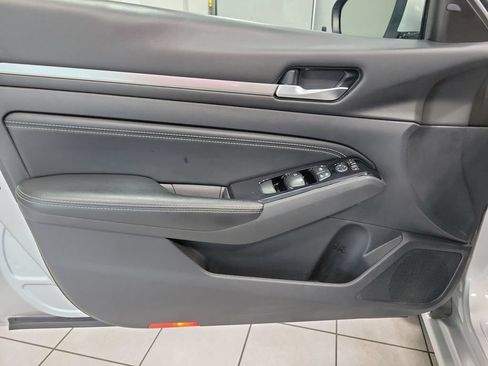 Used 2020 Nissan Altima 2.5 SL AWD/4WD image 33