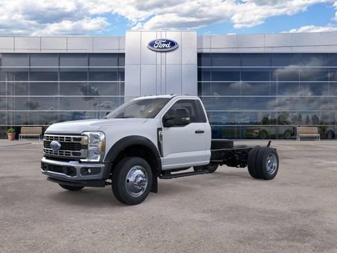 New 2026 Ford F550 2WD Regular Cab Super Duty image 1
