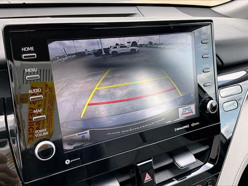 Used 2024 Toyota Camry XLE FWD image 27