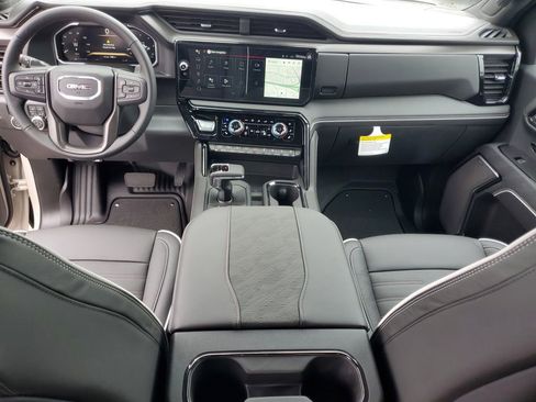 New 2026 GMC Sierra 1500 AT4X AWD/4WD image 14