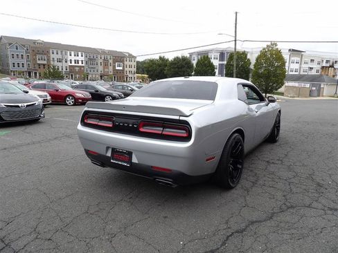 Used 2021 Dodge Challenger R/T image 6
