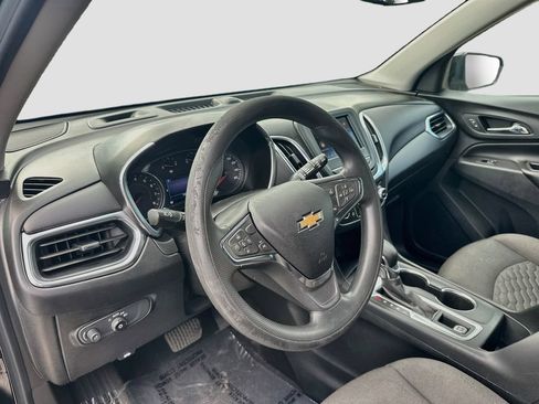 Used 2021 Chevrolet Equinox LT FWD image 9