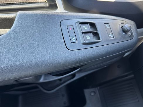 New 2025 RAM ProMaster 2500 w/ Quick Order Package 22G SLT image 13