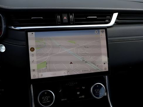 Used 2024 Jaguar XF R-Dynamic SE AWD/4WD image 20
