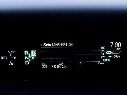Used 2014 Toyota Prius Three FWD image 18