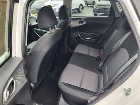 Used 2024 Kia Soul LX w/ Option Group 015 image 13